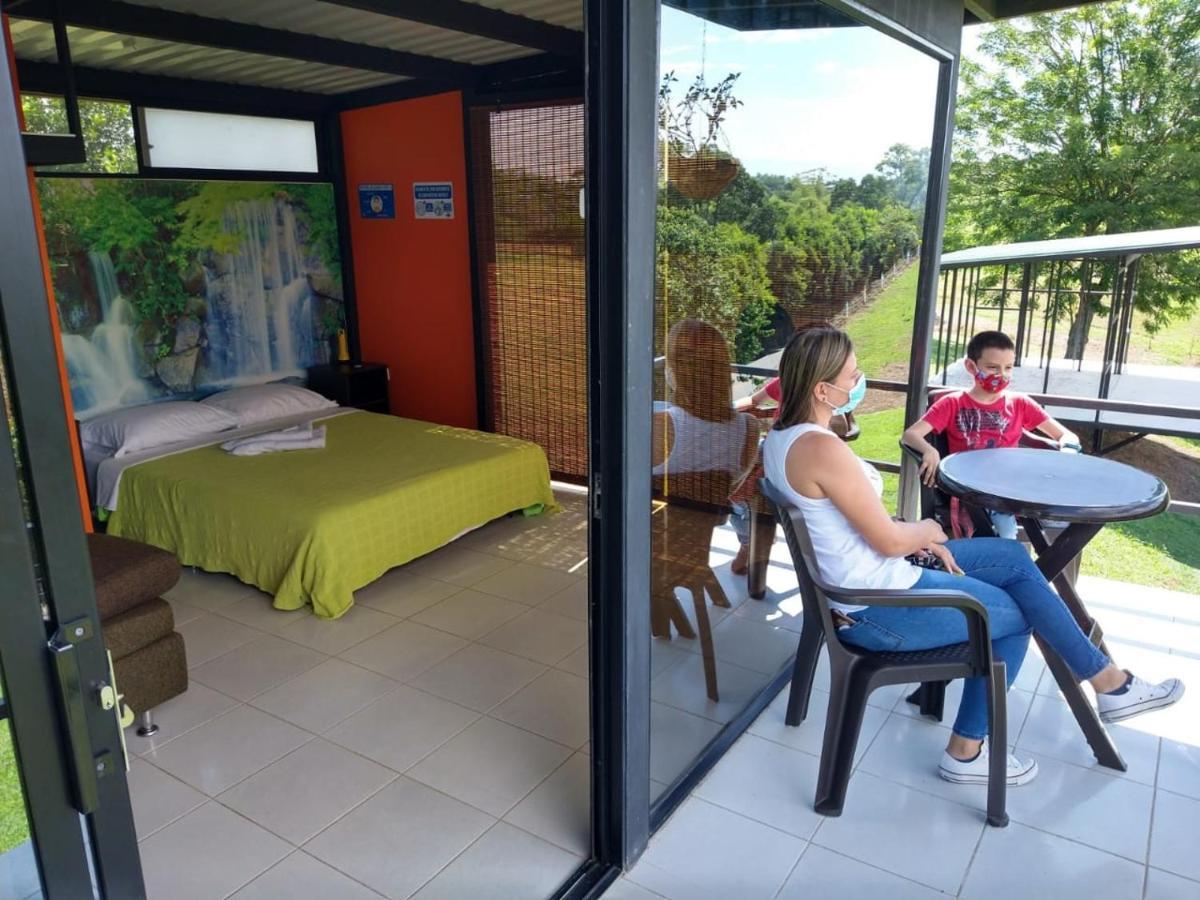 Glamping - Calochorno Hotell Alcalá Exteriör bild