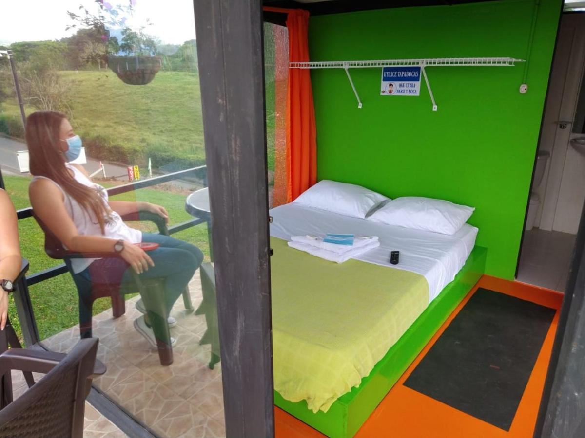 Glamping - Calochorno Hotell Alcalá Exteriör bild